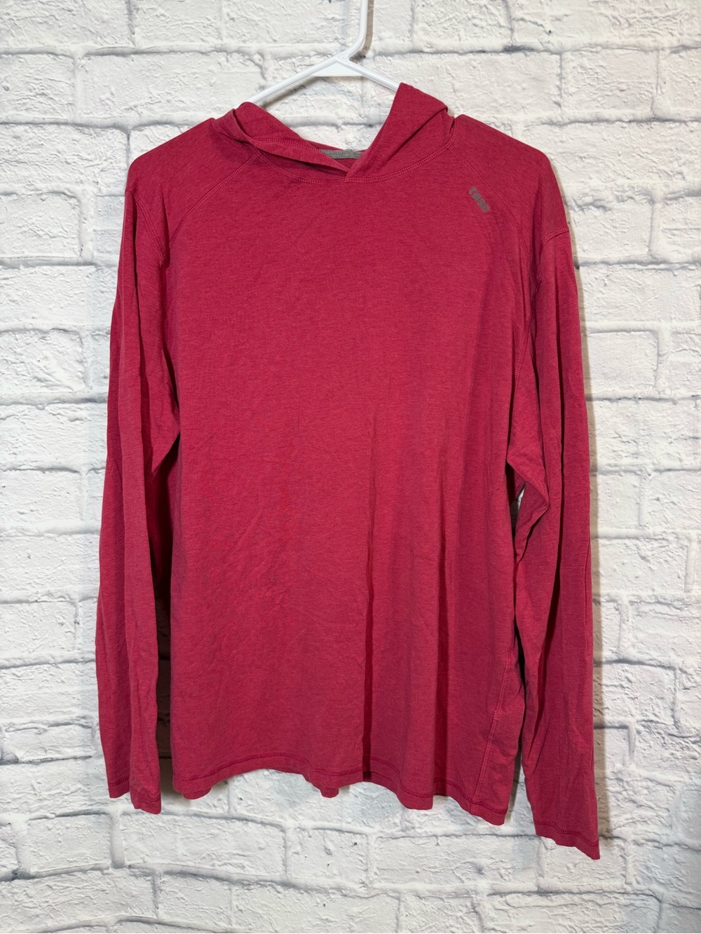 Tasc Carrollton Lightweight Men's Hooded Pullover - Red, XL